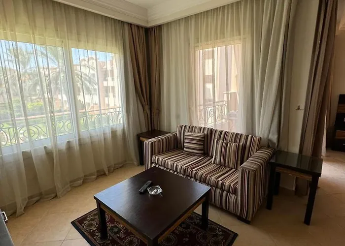 Cozy Sunny With Pool View - Sahl Hasheesh Apartman Gurdaka