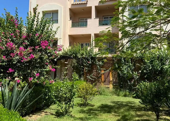 Apartman Cozy Sunny With Pool View - Sahl Hasheesh Gurdaka