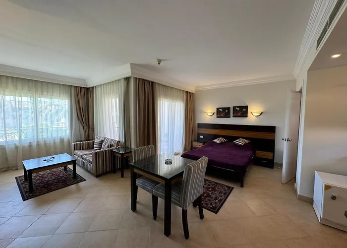 Cozy Sunny With Pool View - Sahl Hasheesh Gurdaka